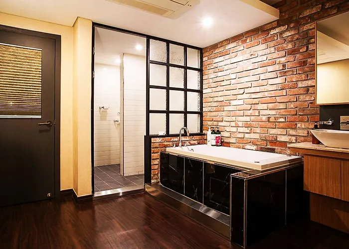 Motel Comma Busan