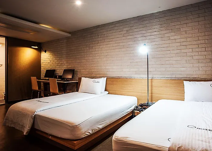 Comma Motel Busan